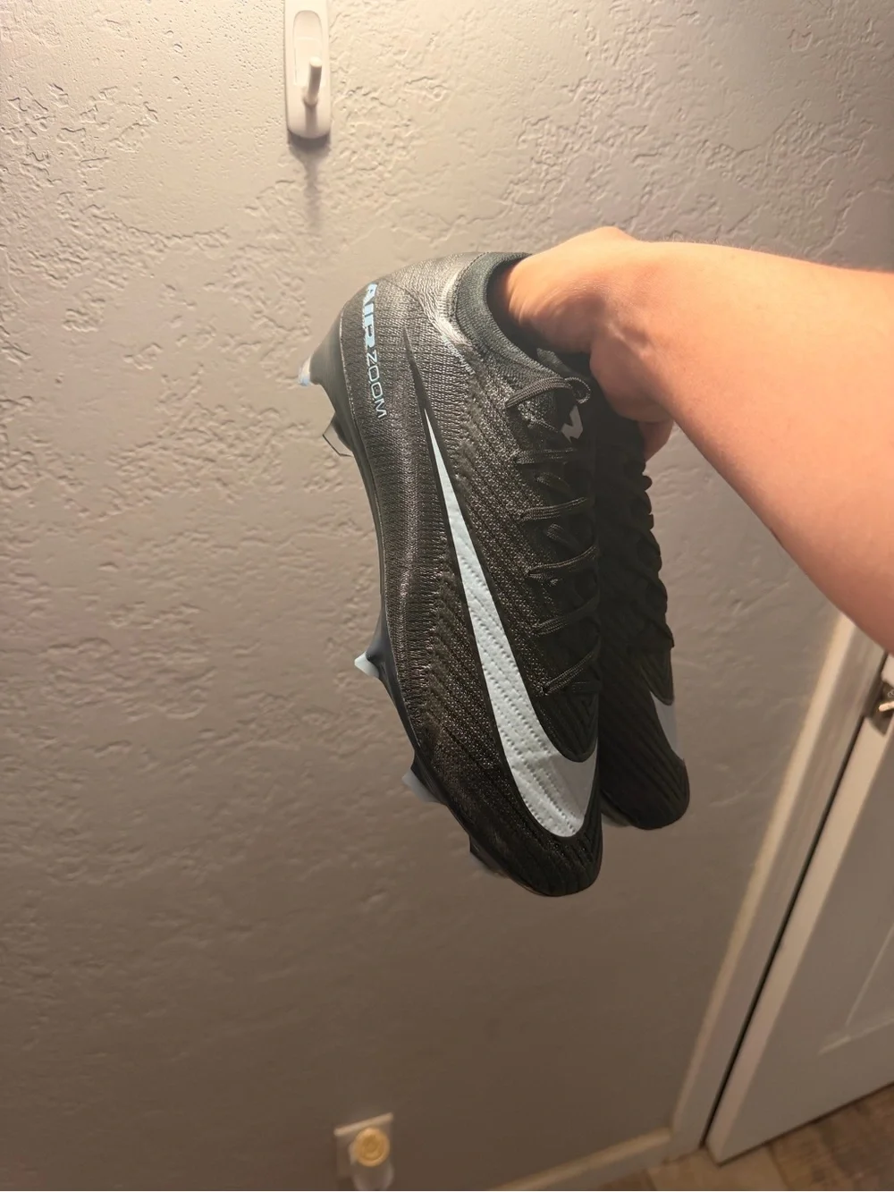 Nike modern firm lightweight